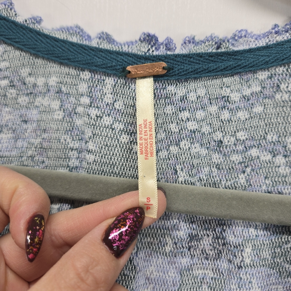 Free People Oh My Baby Tee Cropped Blouse Top‎ Smocked Cotton S Sheer Blue - Picture 5 of 9